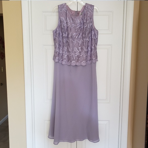 lilac lace maxi dress